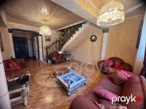 Nəsimi rayonunda səməd vurğun küçəsində niaqara restoranı ilə üzbəüz