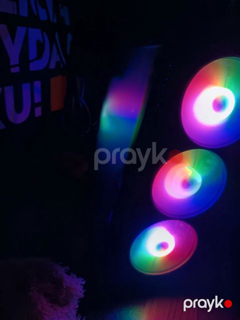 Kredit VƏ Barter Yoxdur. SON Qiymətdir. Heç bir problemi yoxdur. İdeal