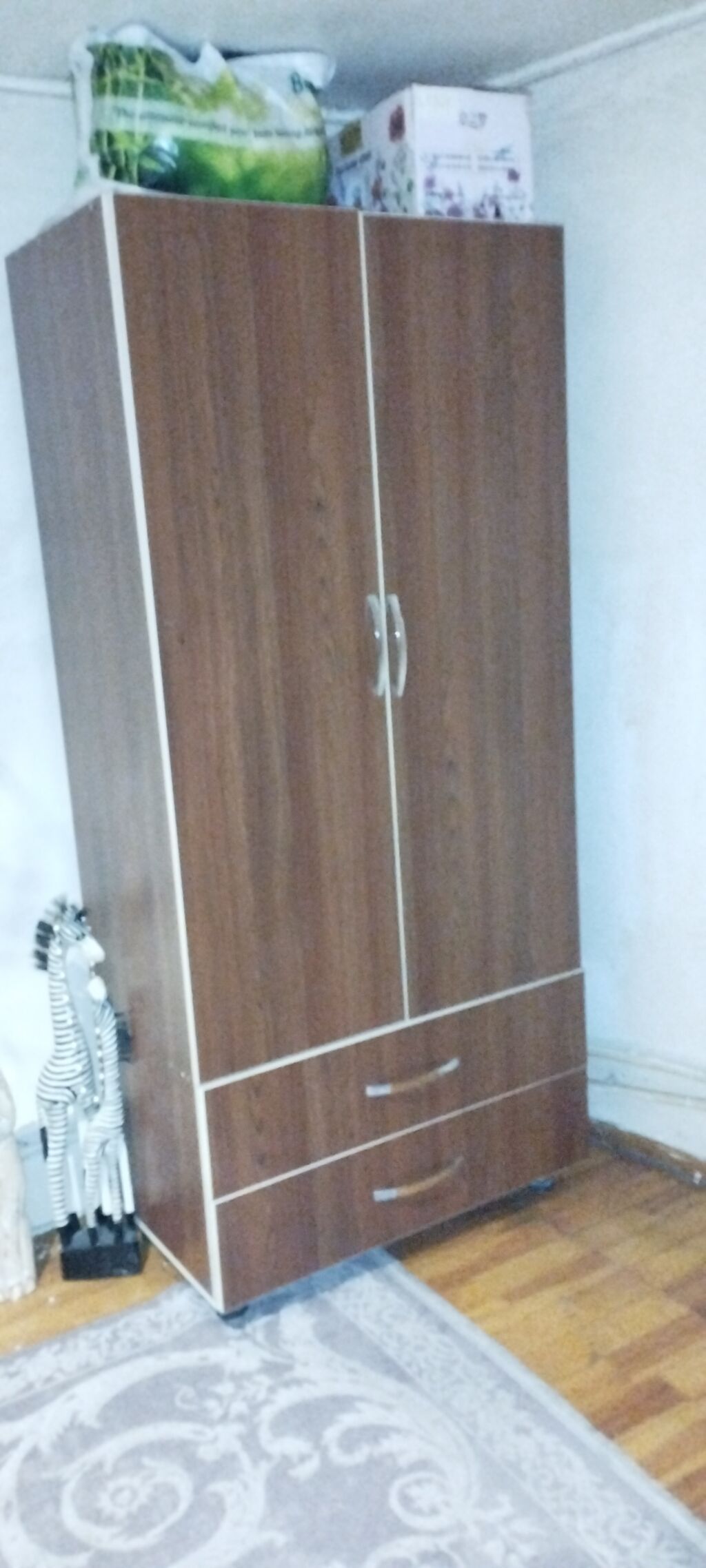 İki qapılı paltar şkafı - Material: ağac teksturasına malik laminat — Mebel, Bakı (2)