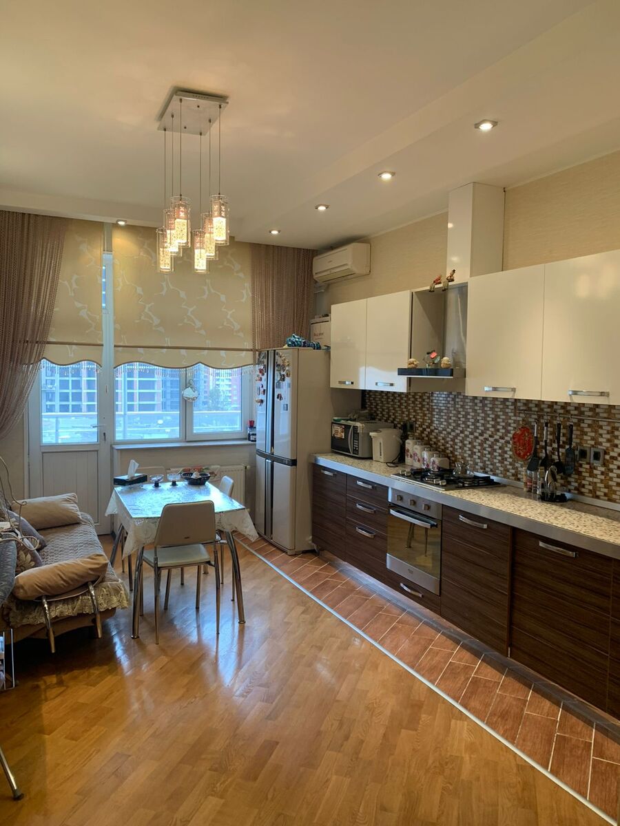 İcarəyə verilir 3 otaqlı yeni tikili 150 m² — Mənzil, Bakı (8)