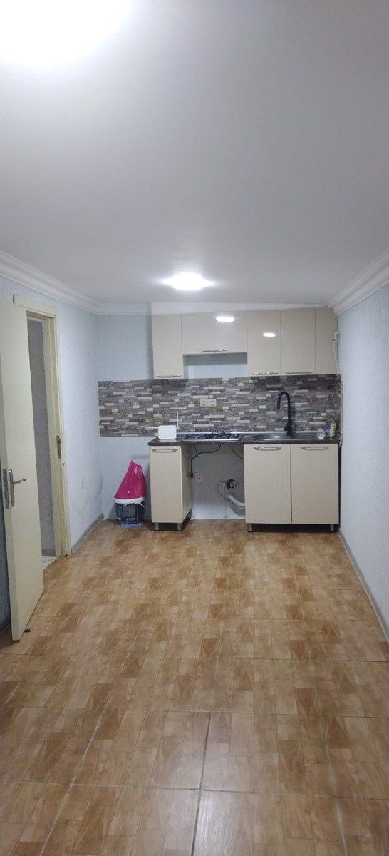 Satılır 3 otaqlı köhnə tikili 72 m² — Mənzil, Bakı (3)