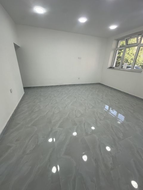 Satılır obyekt 70 m² — Bakı