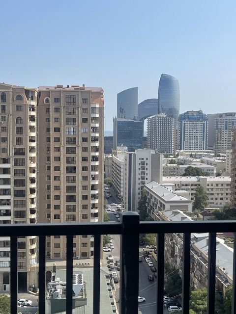 İcarəyə verilir 3 otaqlı yeni tikili 111 m² — Bakı