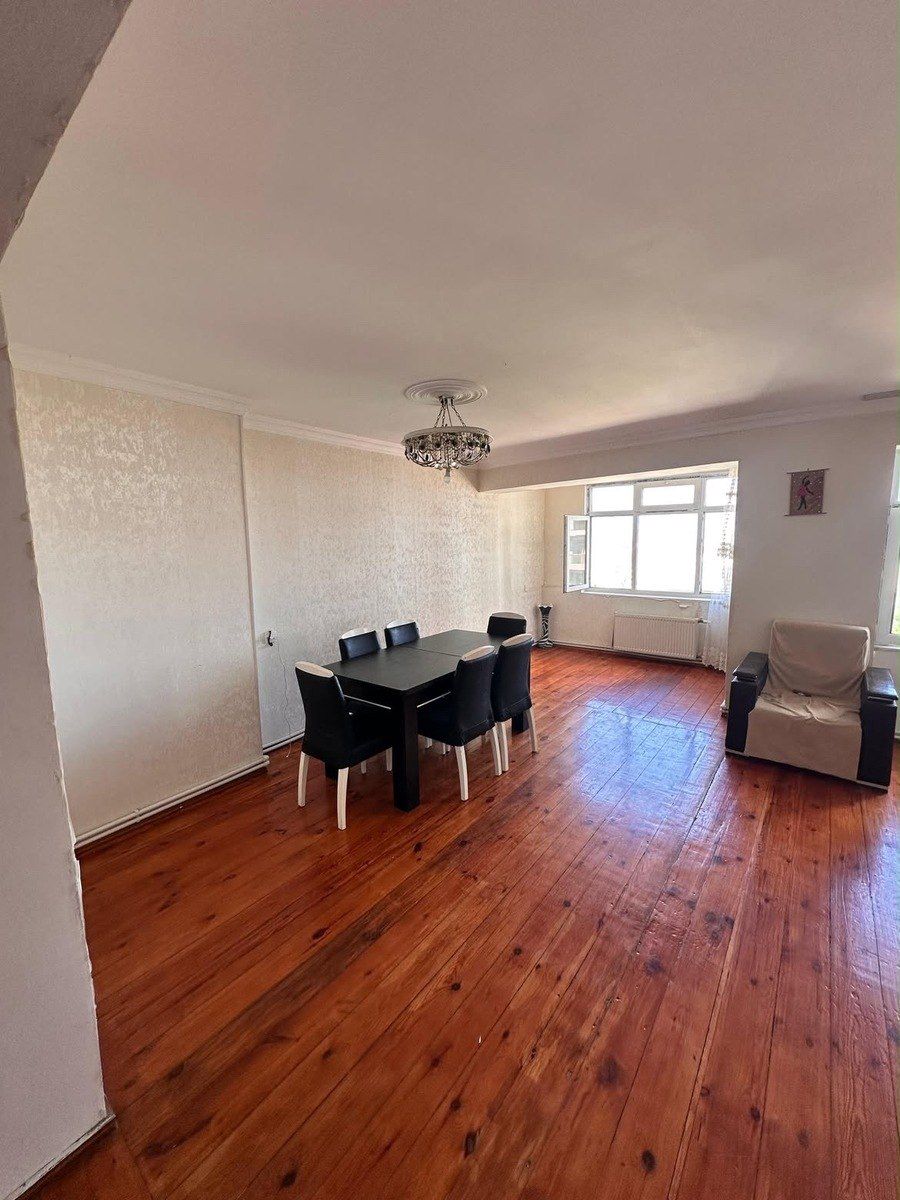 Satılır 4 otaqlı köhnə tikili 100 m² — Mənzil, Bakı (6)