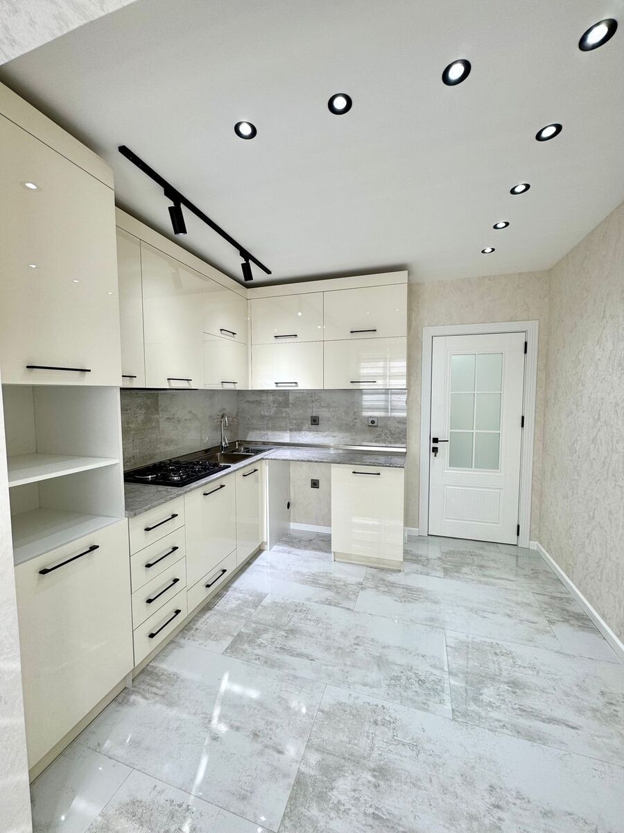 Satılır 3 otaqlı köhnə tikili 85 m² — Mənzil, Bakı (9)