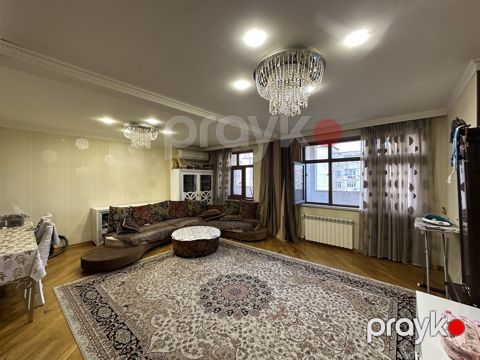 Satılır 5 otaqlı köhnə tikili 120 m²