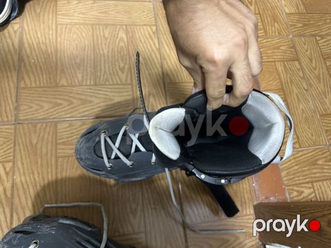Agresiv inline konkisürmə üçün bərk qəfəsli təkərli konki cütü - Növ — Bakı