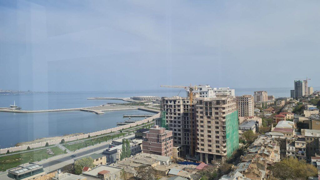 Satılır 5 otaqlı yeni tikili 303 m² — Mənzil, Bakı (10)