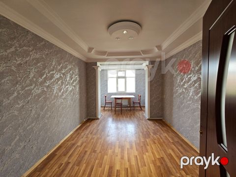 Satılır 2 otaqlı köhnə tikili 60 m²