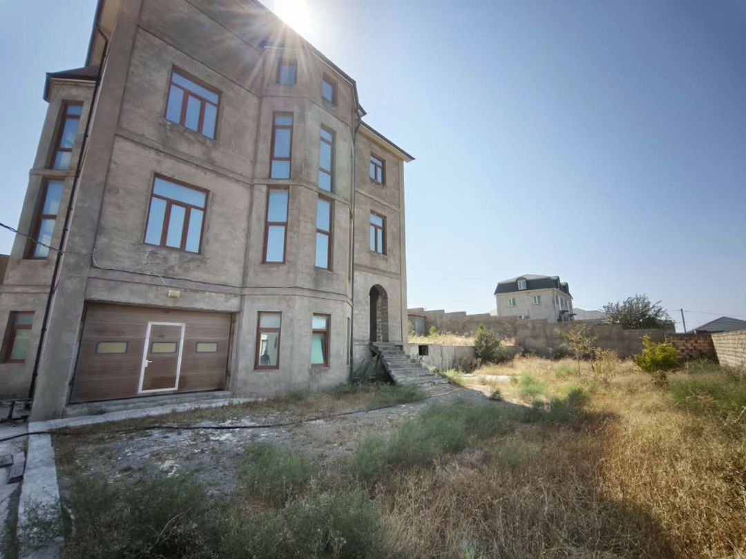 Satılır 6 otaqlı həyət evi/bağ evi 400 m² — Ev, villa, Bakı (4)