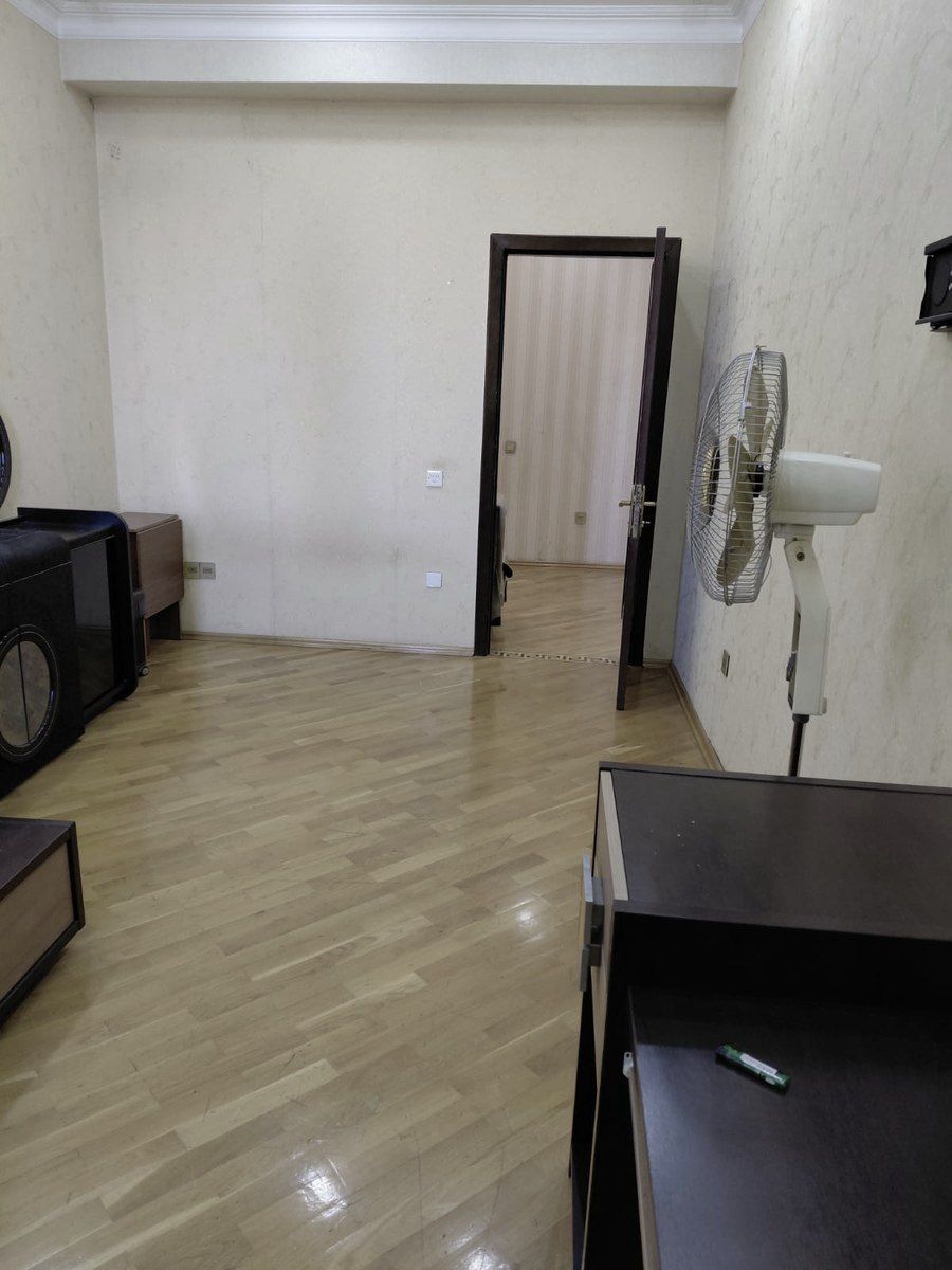Satılır 3 otaqlı yeni tikili 170 m² — Mənzil, Bakı (10)