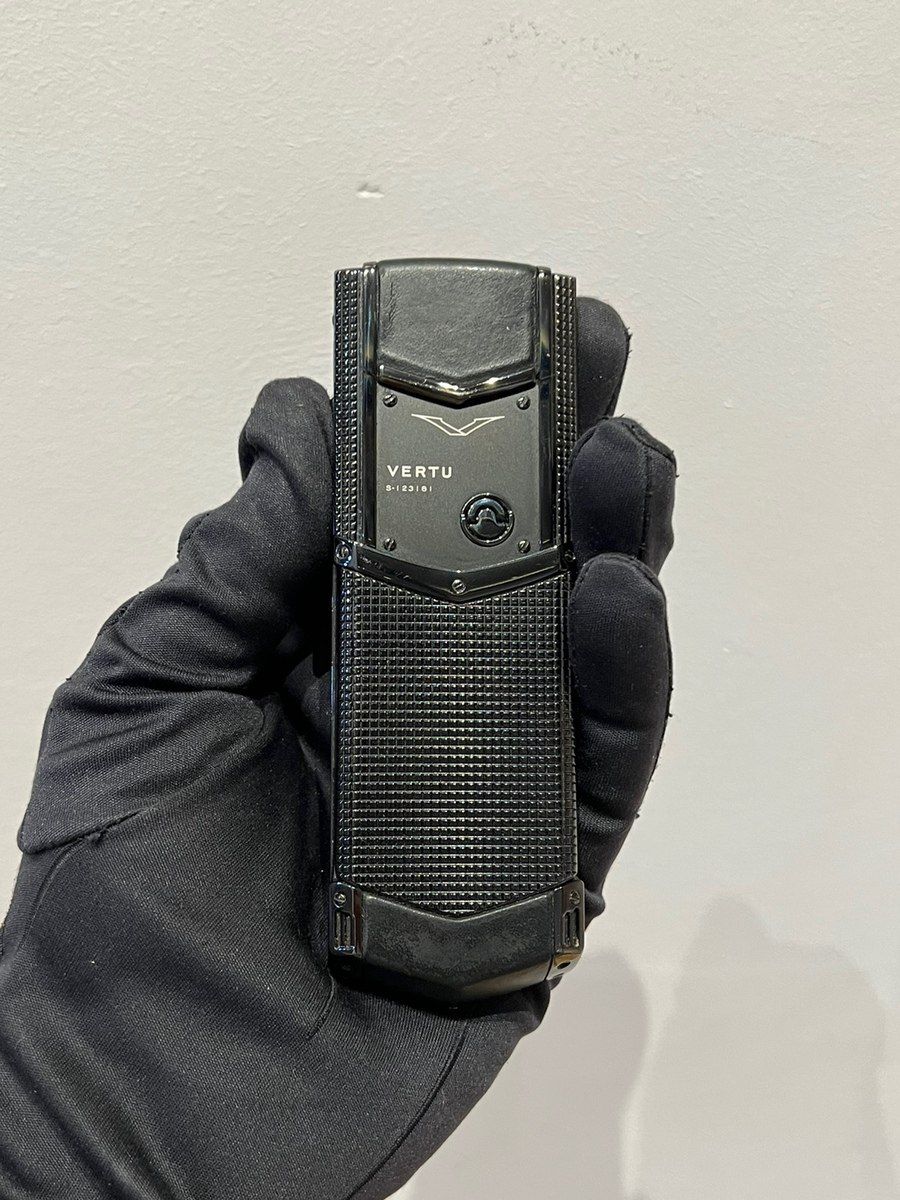 Vertu Signature S Design Clous de Paris PVD Black 4GB — Smartfonlar, Bakı (6)