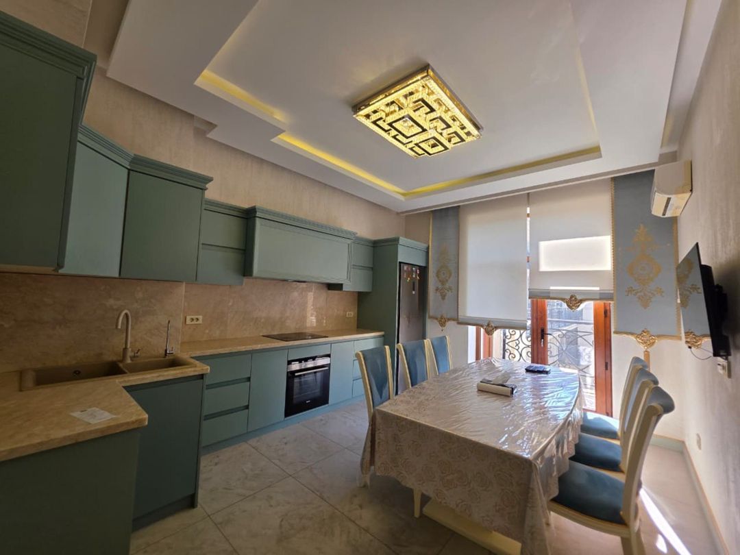 İcarəyə verilir 3 otaqlı yeni tikili 188 m² — Mənzil, Bakı (8)