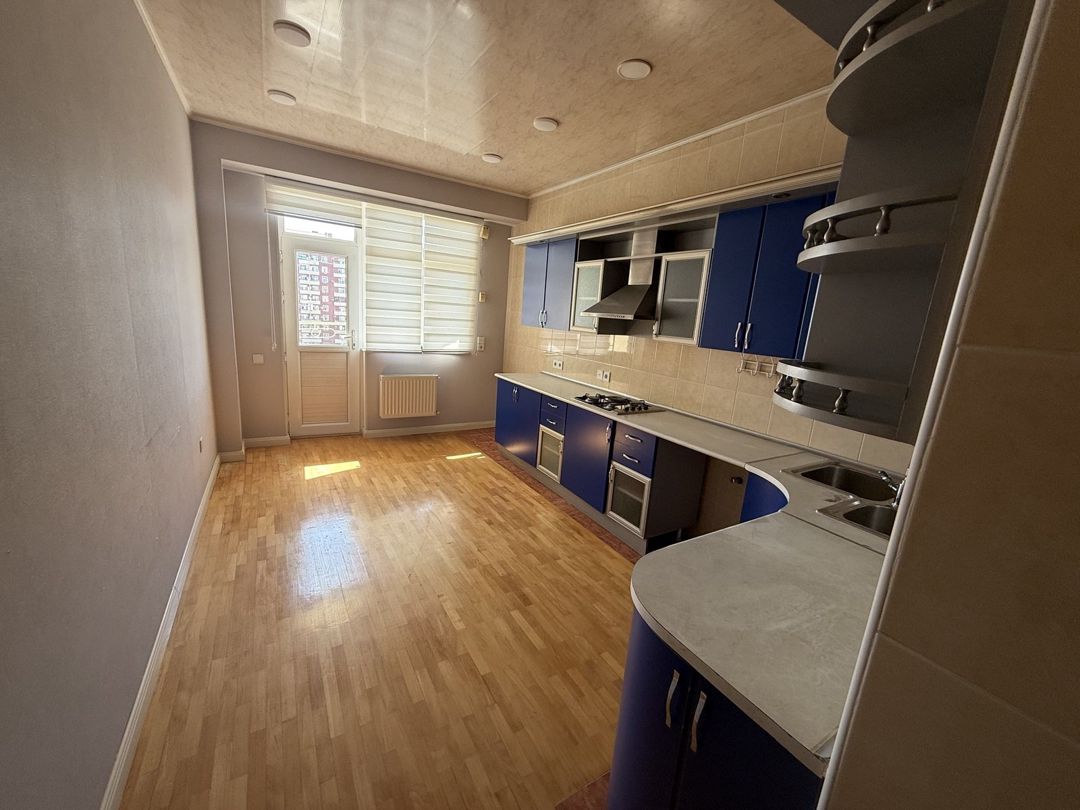 Satılır 4 otaqlı yeni tikili 153 m² — Mənzil, Bakı (10)
