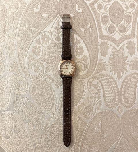 Qol saatları seti - Klassik Timex mexanizmi olan analoq qol saatı — Bakı