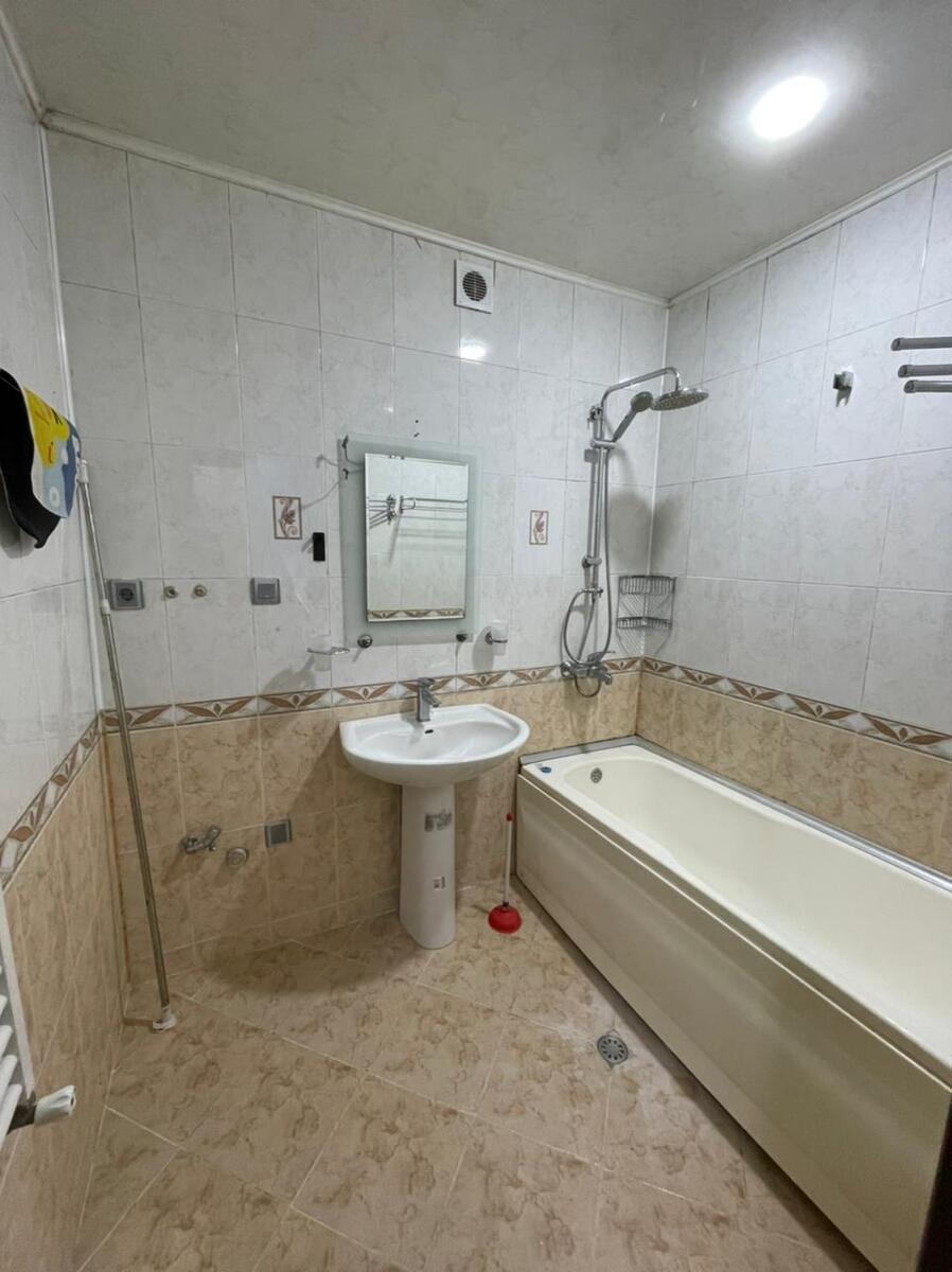 İcarəyə verilir 3 otaqlı yeni tikili 150 m² — Mənzil, Bakı (8)