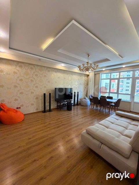 Satılır 2 otaqlı yeni tikili 84 m²