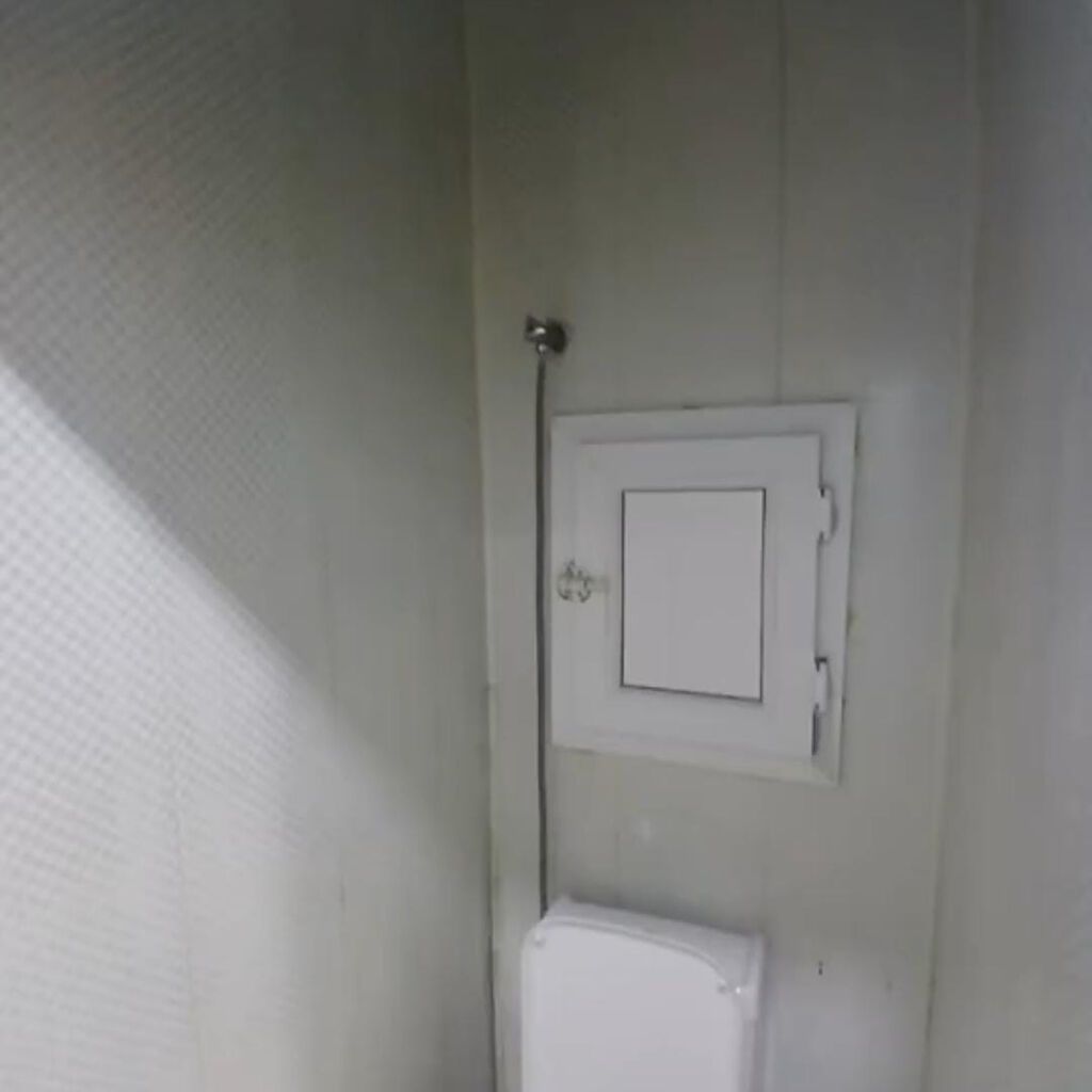 20 yanvar metrosuna yaxin 2 otaq bina evi ewyali kiraye verilir Aileye — Daşınmaz əmlak, Bakı (7)