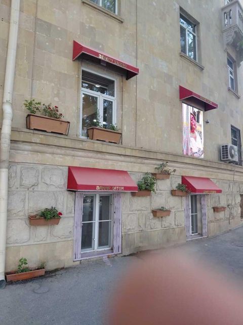 Satılır obyekt 130 m² — Bakı