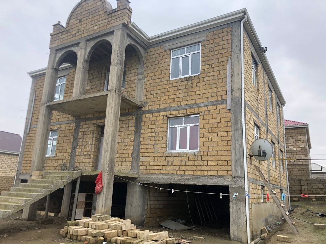 Satılır 9 otaqlı həyət evi/bağ evi 600 m² — Ev, villa, Bakı (2)