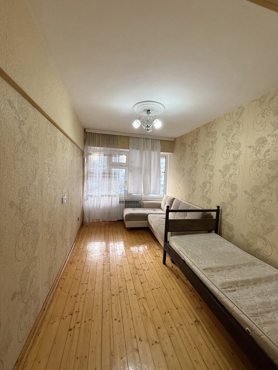 İcarəyə verilir 3 otaqlı köhnə tikili 90 m² — Mənzil, Bakı (9)