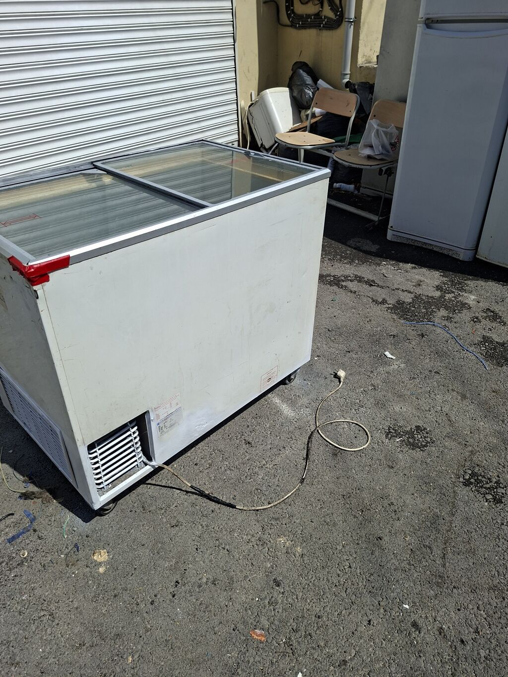 Şüşəli dondurucu, Uğur, Türkiyə — Biznes və avadanlıq, Digah (3)