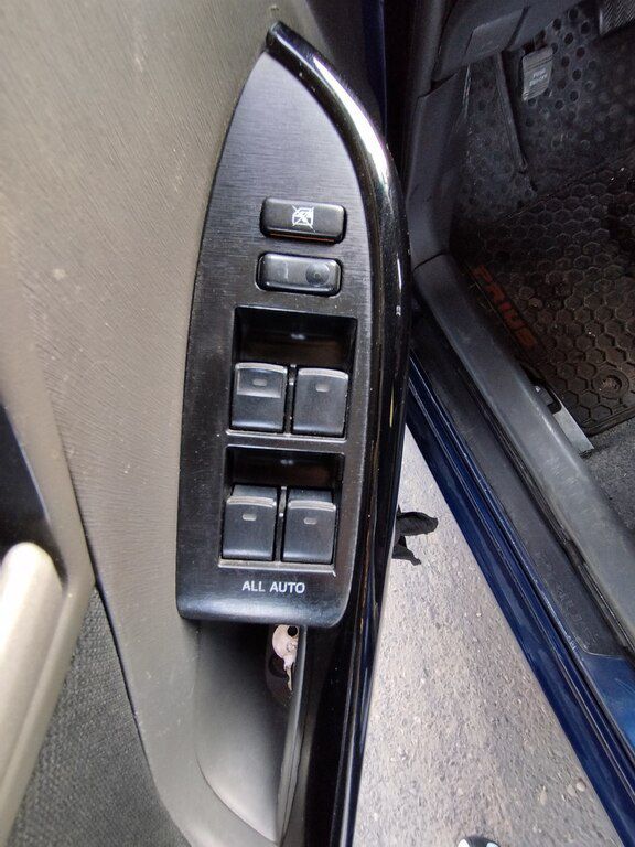 Toyota Prius, 1.8 L, 1.3 kWh, 2011 il, 411 992 km — Avtomobillər, Bakı (9)