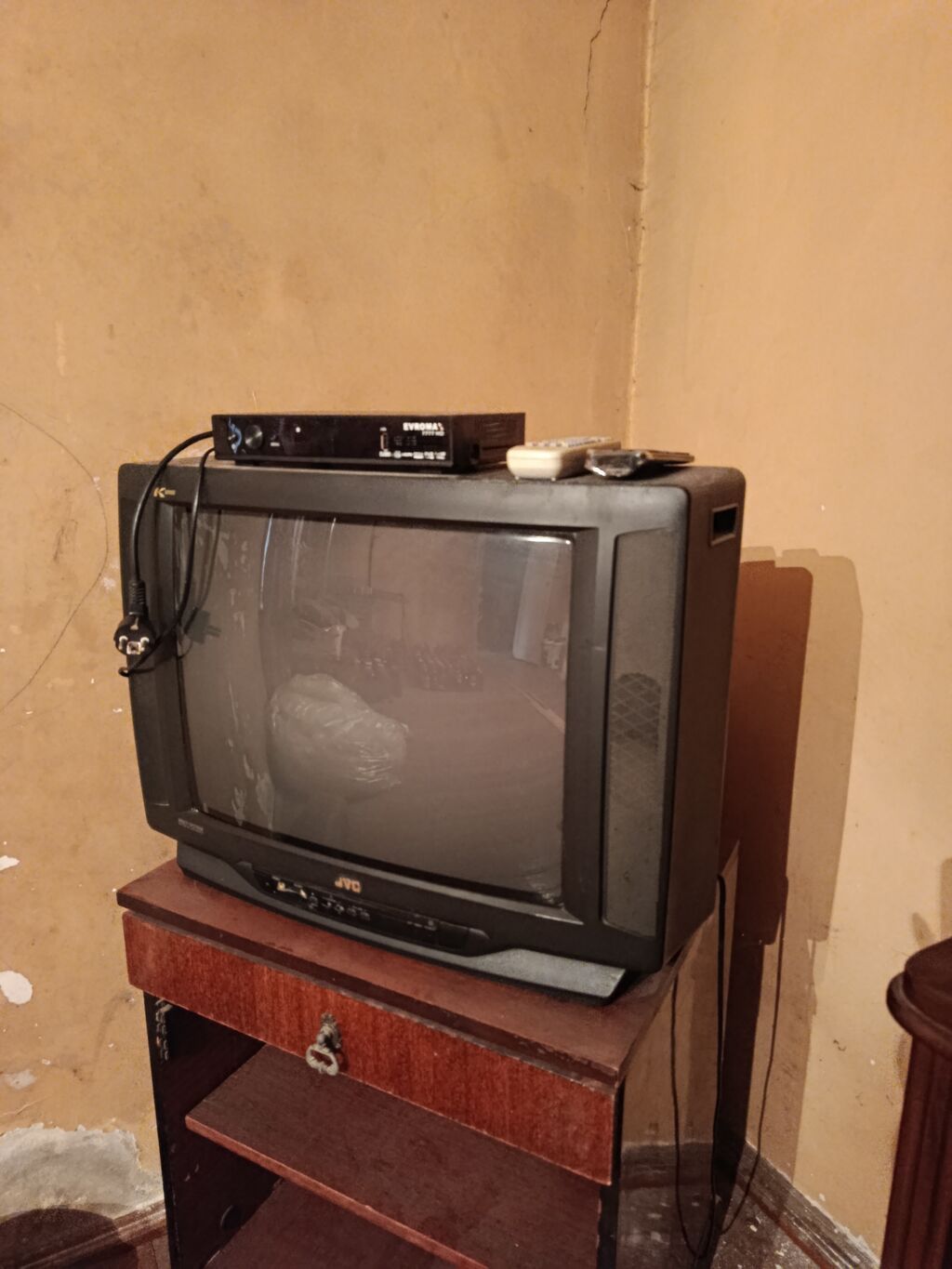 Işləyir, Euromax krosnu aparatı ilə birlikdə 50 AZN — Televizorlar, Masazır (2)