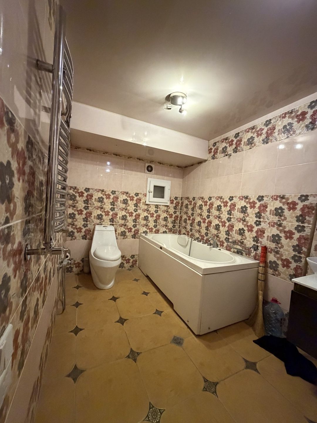 İcarəyə verilir 3 otaqlı köhnə tikili 175 m² — Mənzil, Bakı (12)