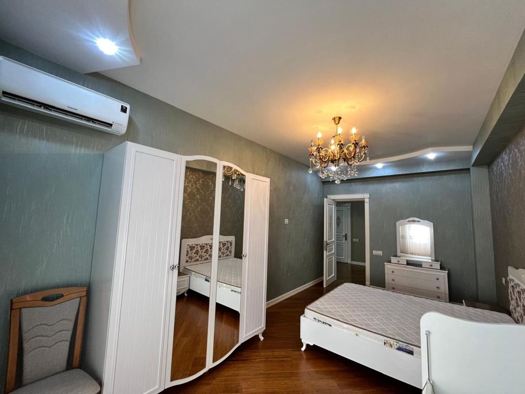 İcarəyə verilir 3 otaqlı yeni tikili 130 m² — Mənzil, Bakı (7)