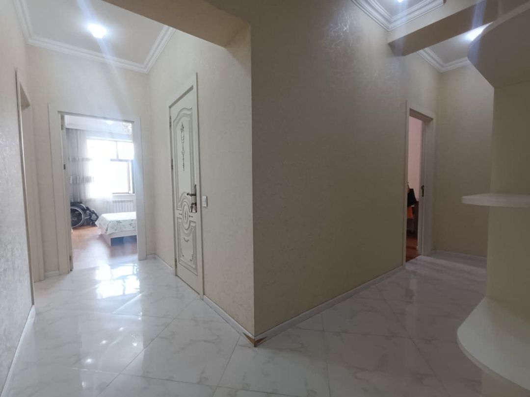 İcarəyə verilir 3 otaqlı yeni tikili 105 m² — Mənzil, Bakı (9)