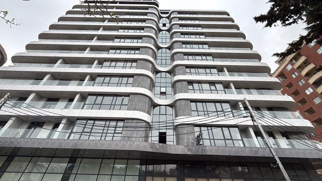 Satılır 3 otaqlı yeni tikili 124 m² — Mənzil, Bakı