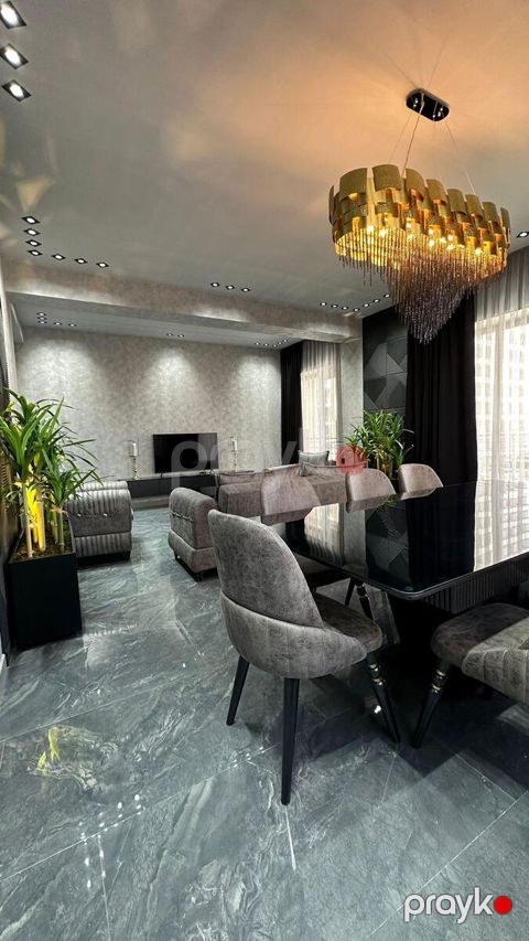 İcarəyə verilir 3 otaqlı yeni tikili 160 m²