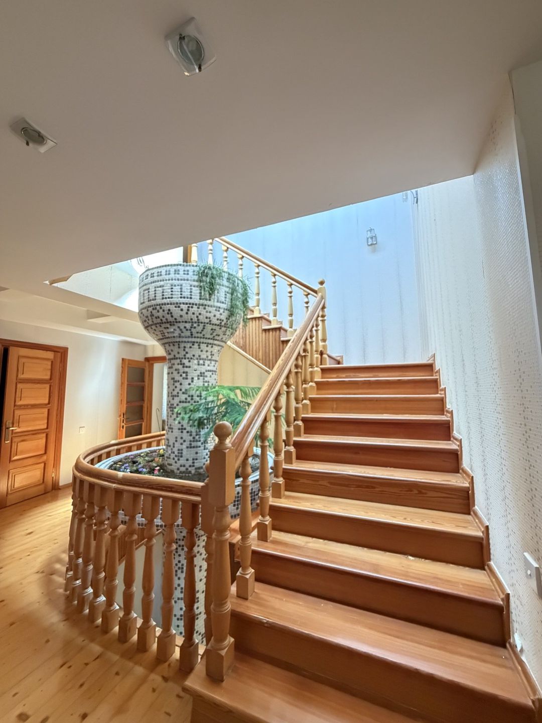 Satılır 7 otaqlı həyət evi/bağ evi 300 m² — Ev, villa, Bakı (8)
