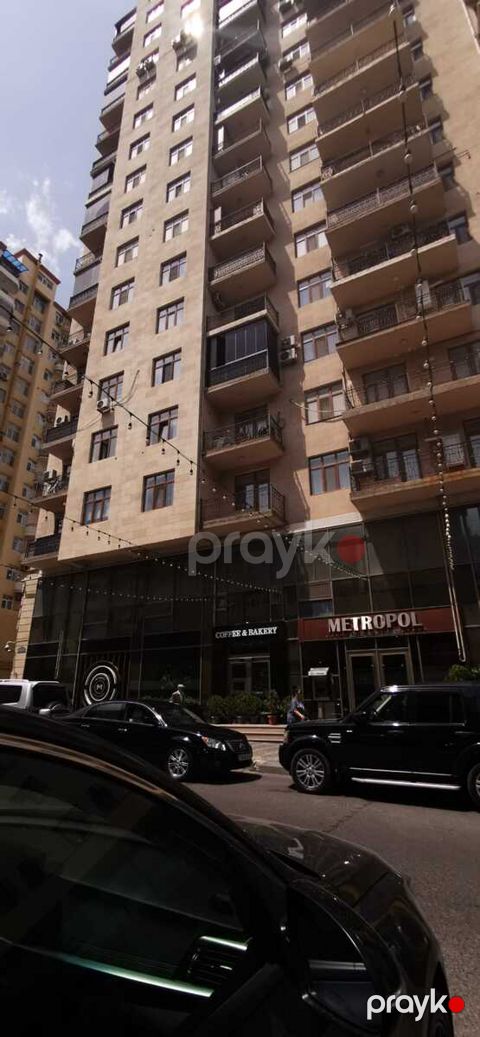 Satılır 4 otaqlı yeni tikili 170 m²