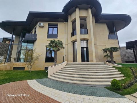 Satılır 7 otaqlı həyət evi/bağ evi 600 m² — Bakı
