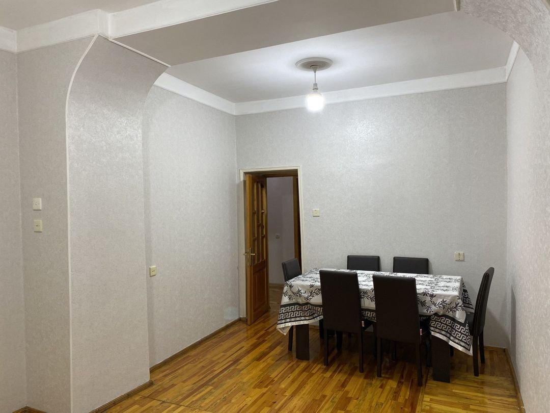 İcarəyə verilir 5 otaqlı köhnə tikili 135 m² — Mənzil, Bakı (5)
