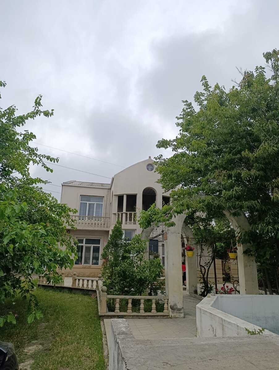 Satılır 9 otaqlı həyət evi/bağ evi 350 m² — Ev, villa, Bakı