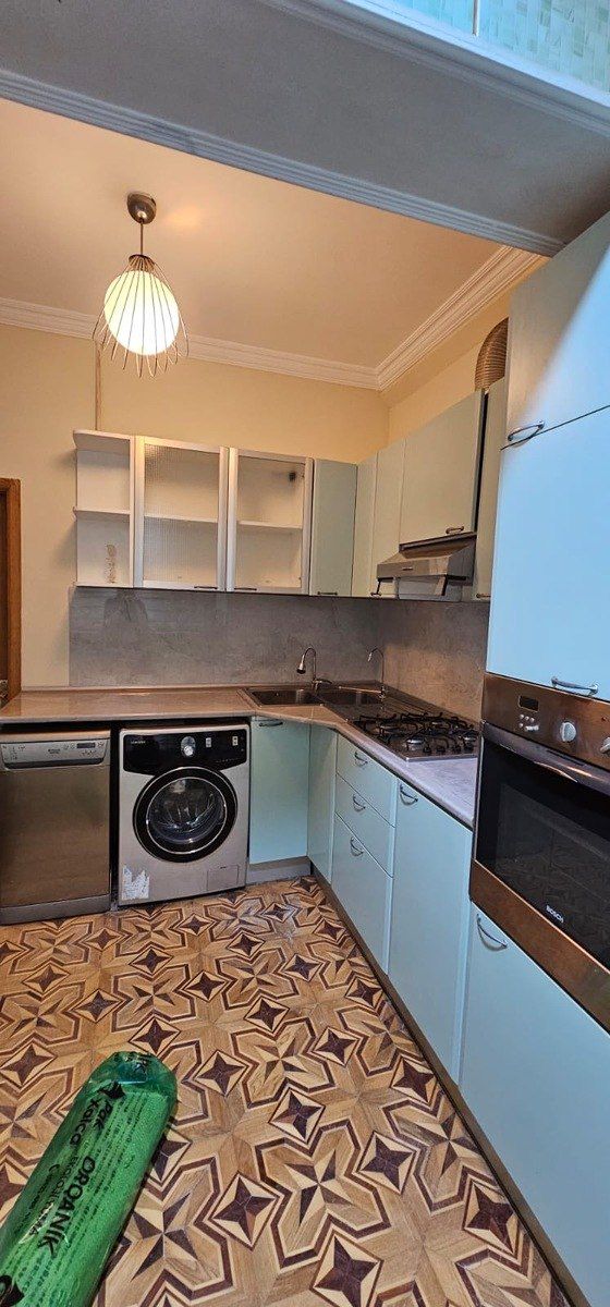İcarəyə verilir 4 otaqlı köhnə tikili 100 m² — Mənzil, Bakı (5)