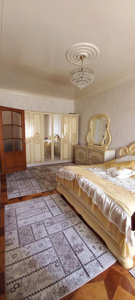 Satılır 5 otaqlı köhnə tikili 120 m² — Mənzil, Bakı (2)