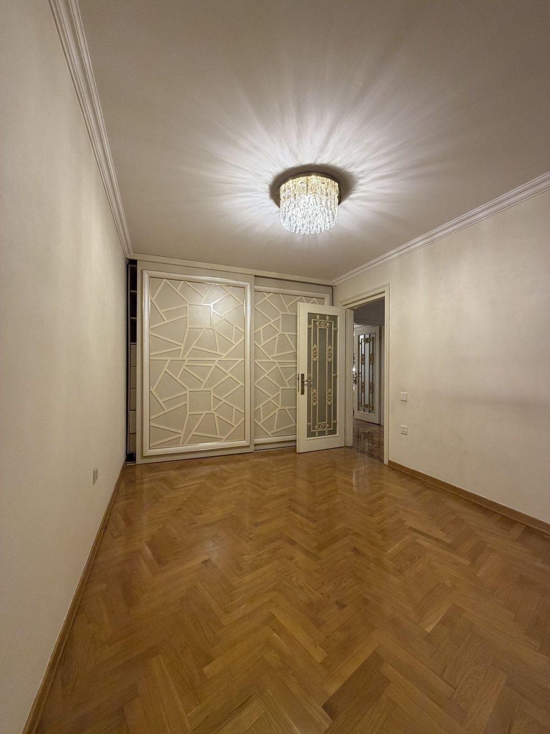 İcarəyə verilir 3 otaqlı köhnə tikili 175 m² — Mənzil, Bakı (3)