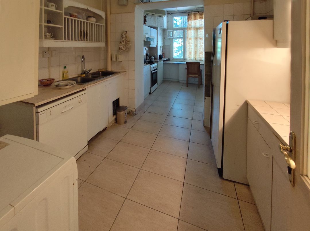 Satılır 5 otaqlı köhnə tikili 108 m² — Mənzil, Bakı (9)