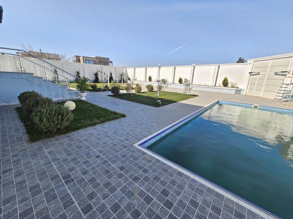Satılır 4 otaqlı həyət evi/bağ evi 240 m² — Ev, villa, Bakı (8)