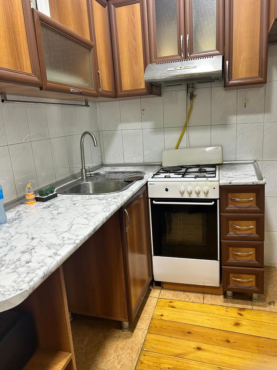 İcarəyə verilir 2 otaqlı köhnə tikili 70 m² — Mənzil, Bakı (6)