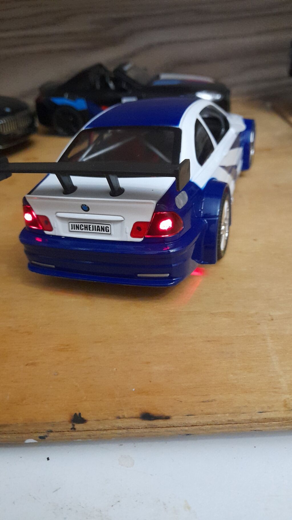 BMW M3 GTR E46 1:24 Ölçü Təzədir Səsli işıqlı Hət yeri açılır Heç bir — Oyuncaqlar, Bakı (2)