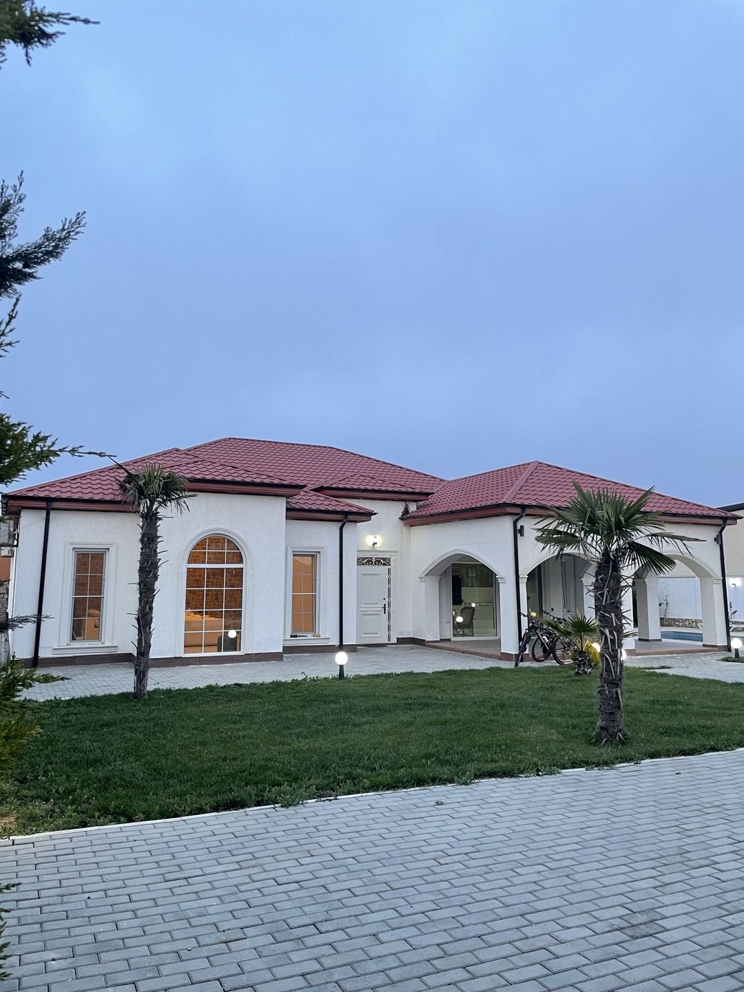 İcarəyə verilir 5 otaqlı həyət evi/bağ evi 350 m² — Ev, villa, Bakı