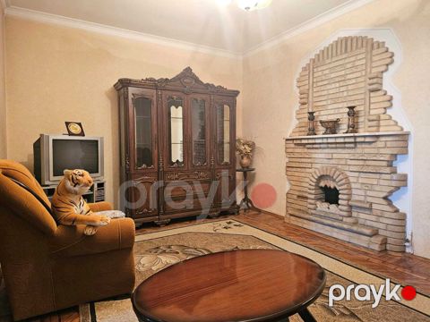 İcarəyə verilir 4 otaqlı köhnə tikili 125 m²