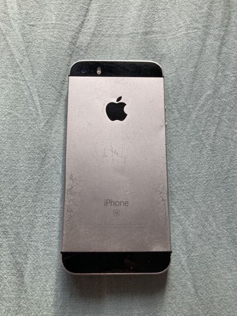 IPhone 5s, 32 GB, Space Gray, Barmaq izi — Bakı