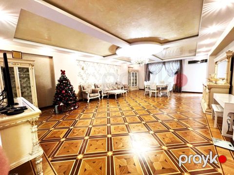 Satılır 4 otaqlı yeni tikili 230 m²