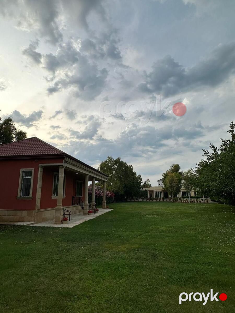 Satılır 4 otaqlı həyət evi/bağ evi 400 m² — Ev, villa, Bakı (5)